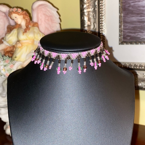 NWOT Ankle Bracelet ~pink and black with shaking tassels - Picture 1 of 4